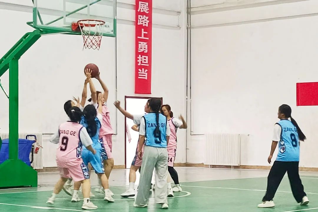 龙8头号玩家钾肥第十二届职工活动会八月赛事圆满实现